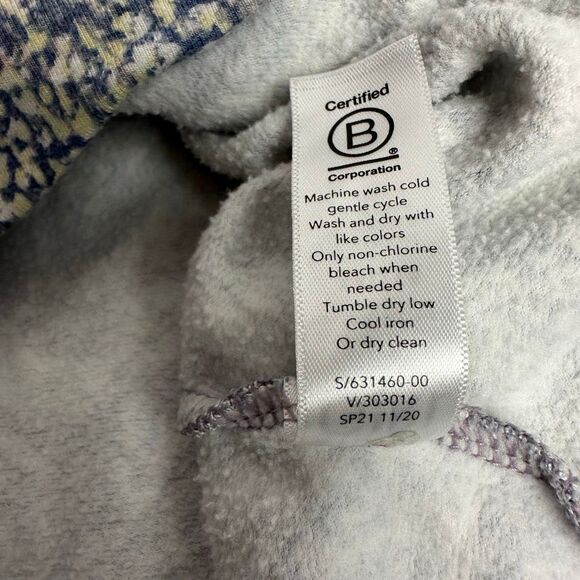 Athleta Girl Energy Crewneck Top size XXL 16 - Picture 10 of 10